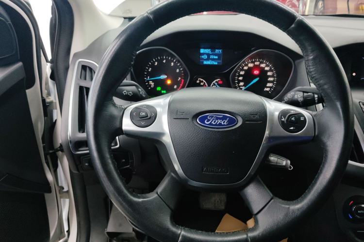 Used Ford Focus 2012 Hatchback 1.6L Automatic Fashion Edition