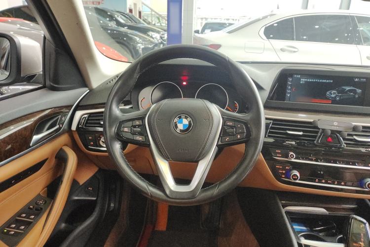 Used BMW 5 Series 2018 528Li Launch Special Edition
