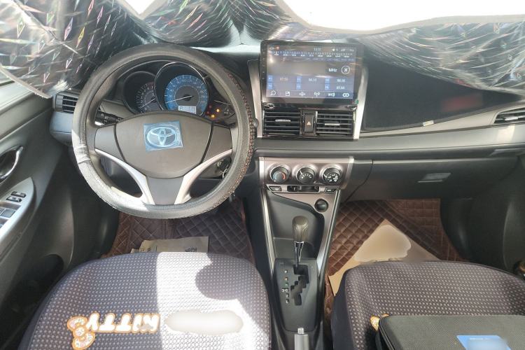 Used Toyota YARiS L Zhi Xuan 2015 1.5E Automatic Charm Edition