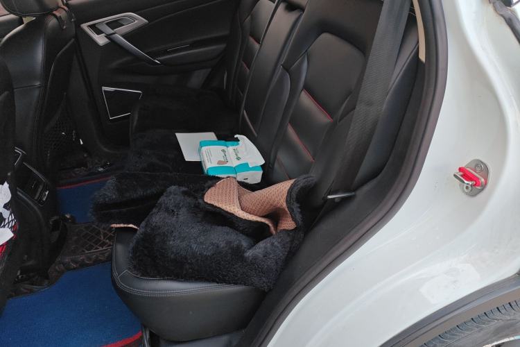 Used Geely Auto Emgrand X7 Sport 2018 1.8TD Automatic Two-Wheel Drive Smart Connect 4G Internet Edition