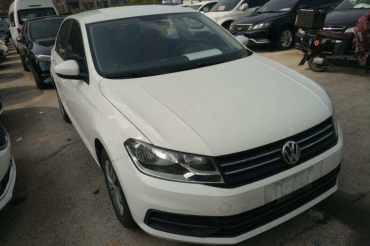 Used Volkswagen Santana 2018 1.5L Automatic Fashion Edition Front Right 45 Deg