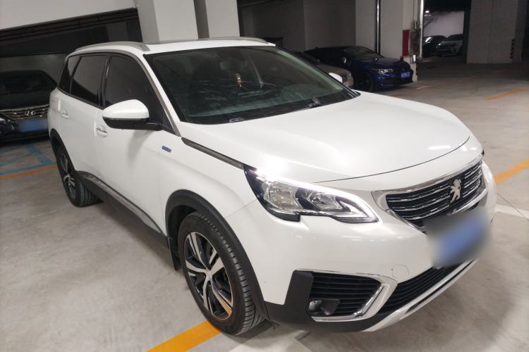 Used Peugeot 5008 2019 380THP 5-Seater Elite Edition Front Right 45 Deg