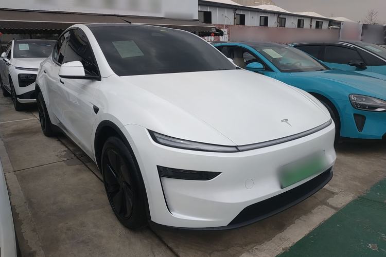 Used Tesla Model Y 2025 Rear-Wheel Drive First Edition