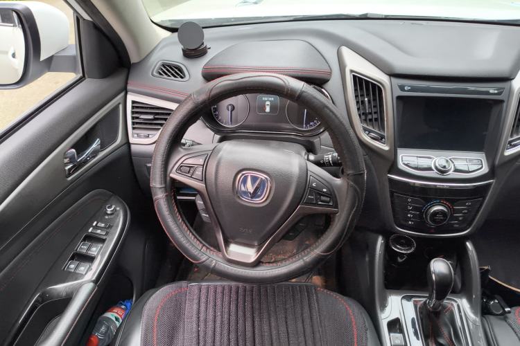 Used Changan CS75 2017 Shangkui Edition 1.5T Automatic Fengxiang Model