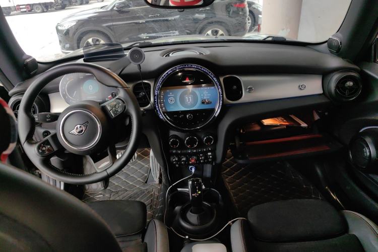 Used MINI JCW 2022 2.0T JOHN COOPER WORKS ALL-IN Center Console