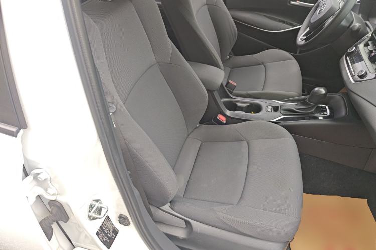 Used Toyota Levin 2022 Dual-Motor 1.8H E-CVT Leading Edition
