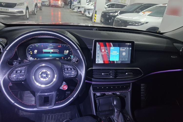 Used MG HS 2018 30T Automatic Two-Wheel Drive Trophy Edition—High-Octane V-Model Interior 2