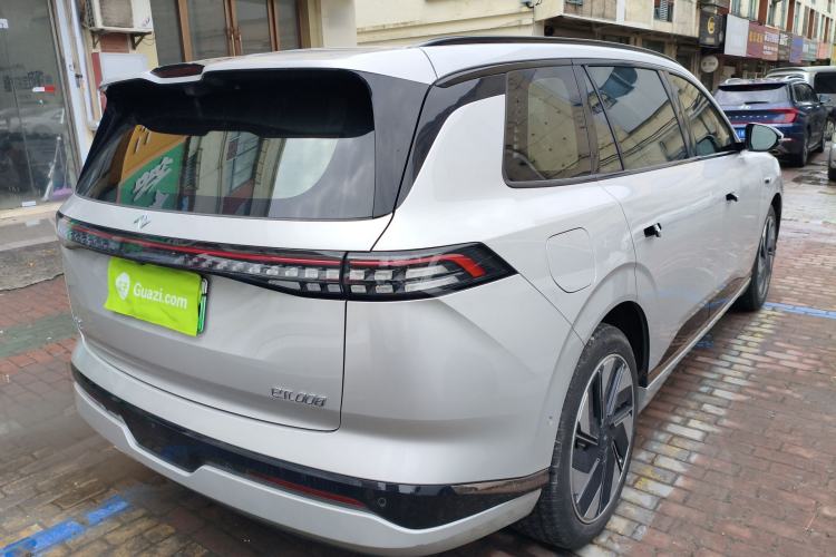 Used Dongfeng eπ eπ008 2024 210Max Range-Extended Version 6 Seats