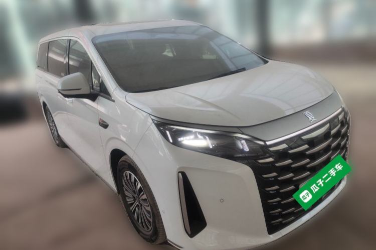 Used BYD Xia 2025 DM-i 1.5T 180km Excellence Model Front Right 45 Deg