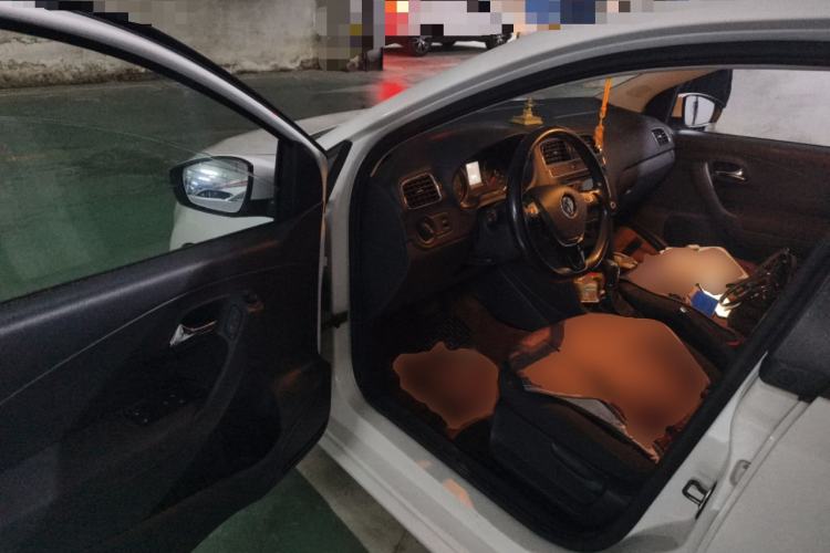 Used Volkswagen Polo 2016 1.6L Automatic Comfort Model Driver Seat