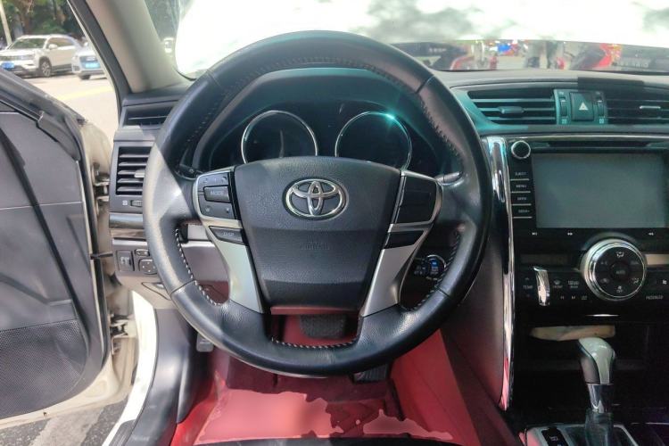 Used Toyota Reiz 2012 2.5V Fengdu Elite Stylish Edition

