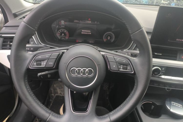 Used Audi A4L 2020 40 TFSI Luxury Prestige Edition Steering Wheel