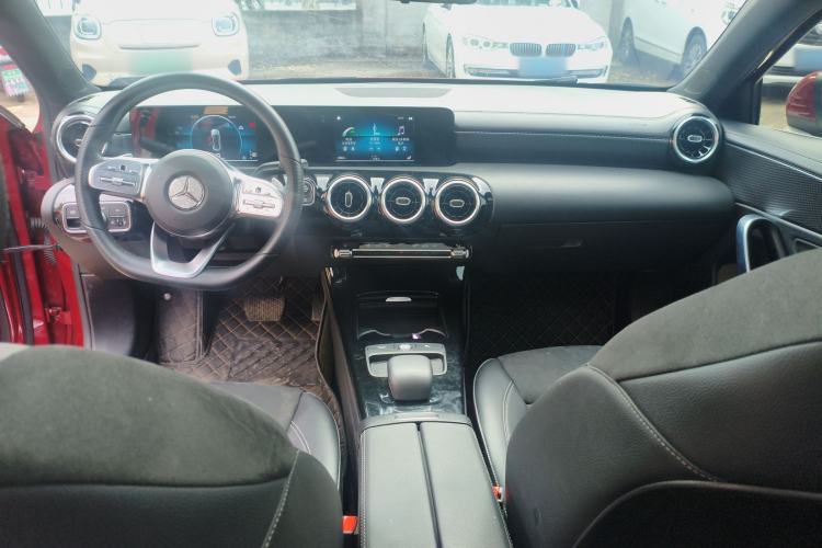 Used Mercedes-Benz A-Class 2019 A 180 L Sport Sedan Center Console