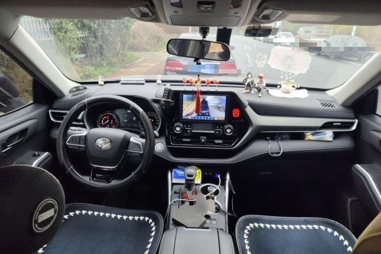 Used Toyota Highlander 2022 Dual-Engine 2.5L Two-Wheel Drive Elite Edition 7-Seater