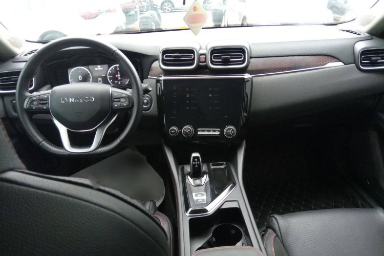 Used Lynk & Co 02 2018 1.5T DCT Two-Wheel Drive Sporty Version China V Standard