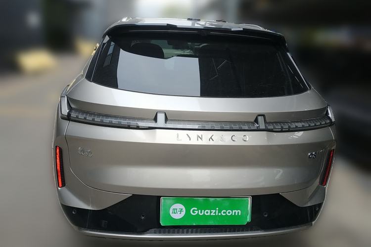 Used Lynk & Co 08 EM-P 2023 120km Long-Range Halo