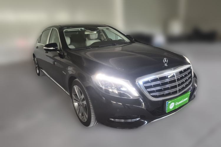 Used Mercedes-Benz Maybach S-Class 2015 S 400 4MATIC Front Right 45 Deg