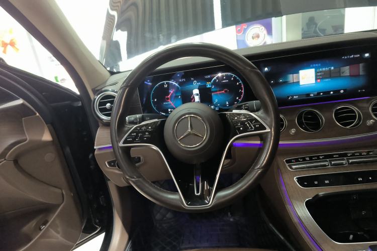 Used Mercedes-Benz E-Class 2023 E 260 L
