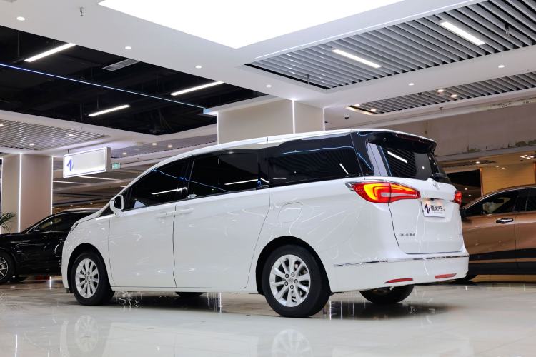 Used Buick GL8 2018 ES 28T Comfort Model China VI Standard
