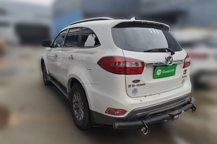 Used JMC Yusheng S350 2016 2.0T Automatic 4x4 Gasoline Luxury Version with Sunroof 7 Seats Rear Left 45 Deg