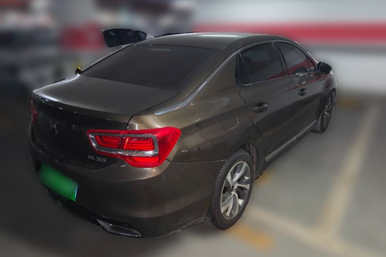 Used DS 5LS 2014 1.6T Elegant Version THP160
