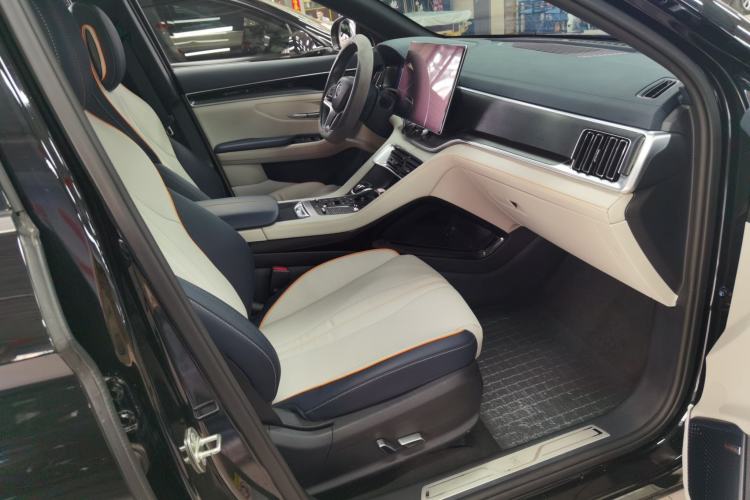 Used BYD Song PLUS New Energy 2021 DM-i 110KM Flagship Model Right Front Seat