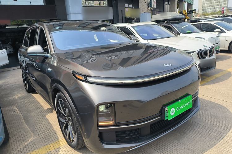 Used Li Auto L8 2023 Pro Model
