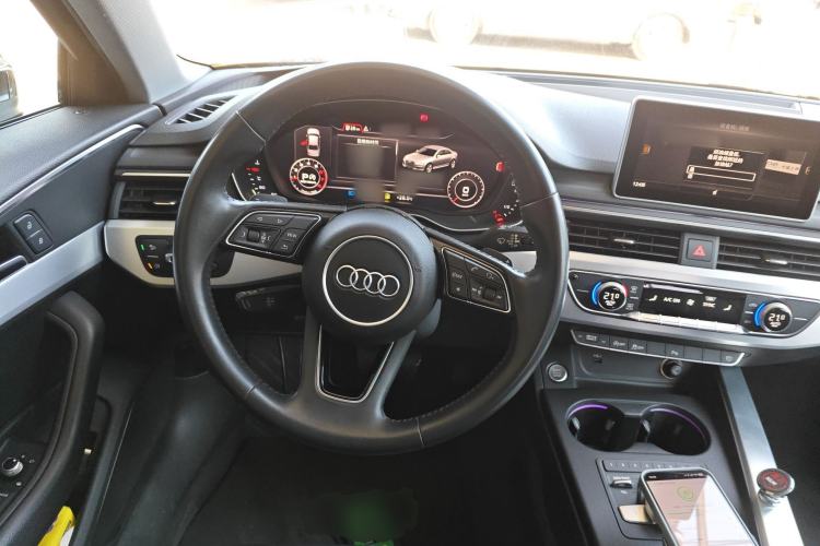 Used Audi A4L 2018 30th Anniversary Edition 40 TFSI Fashion Model