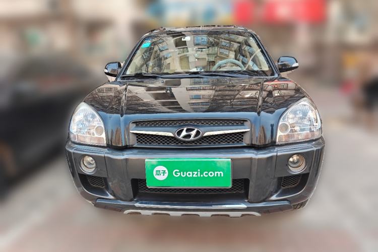 Used Hyundai Tucson 2009 2.0L Automatic Two-Wheel Drive with Sunroof