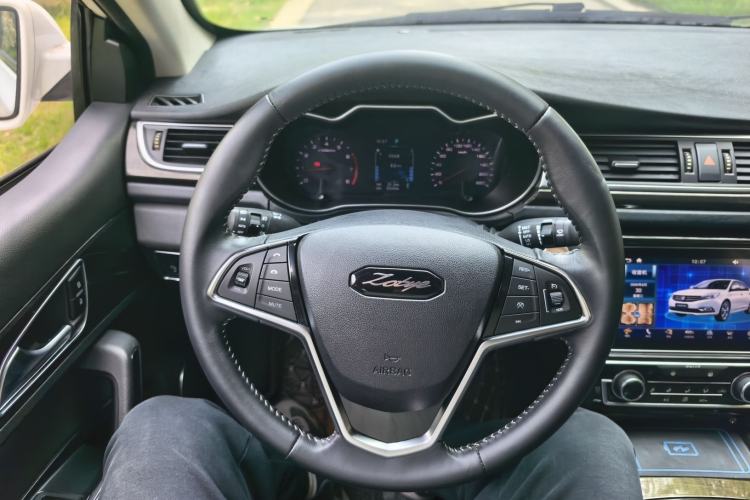 Used Zotye Z560 2017 1.5T CVT Luxury Model Steering Wheel