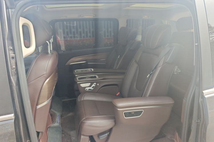 Used Mercedes-Benz V-Class 2021 V 260 L Long-wheelbase Luxury Edition