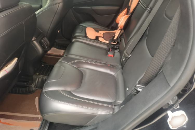 Used Jeep Cherokee 2016 2.4L Leading Edition
