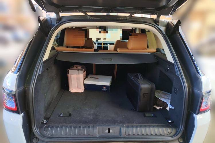 Used Land Rover Range Sport 2021 3.0 L6 YAO Black Edition Trunk