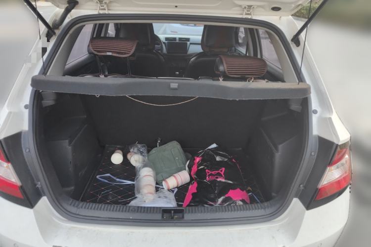 Used Skoda Fabia 2016 1.4L Automatic Car Enjoy Edition