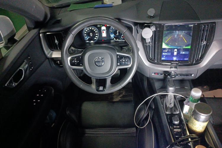 Used Volvo XC60 2018 T5 4x4 Smart & Sporty Edition