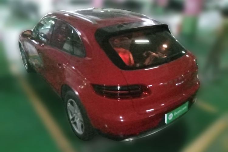 Used Porsche Macan 2017 Macan 2.0T Rear Left 45 Deg