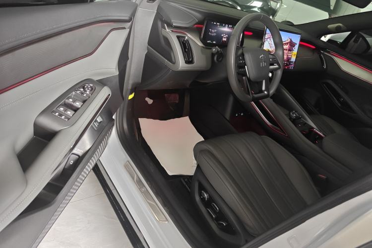 Used BYD Song L EV 2025 550 km Excellence Version
