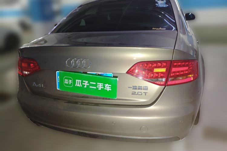 Used Audi A4L 2012 2.0 TFSI automatic standard version