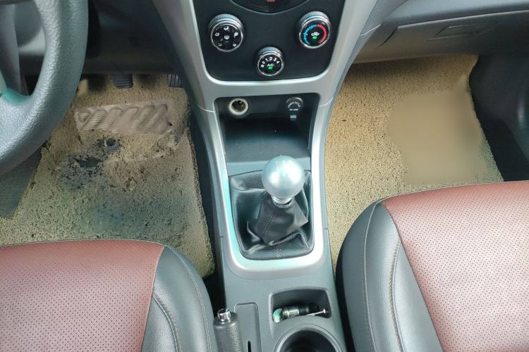 Used BYD F3 2015 Energy-Saving Edition 1.5L Manual Luxury Model
