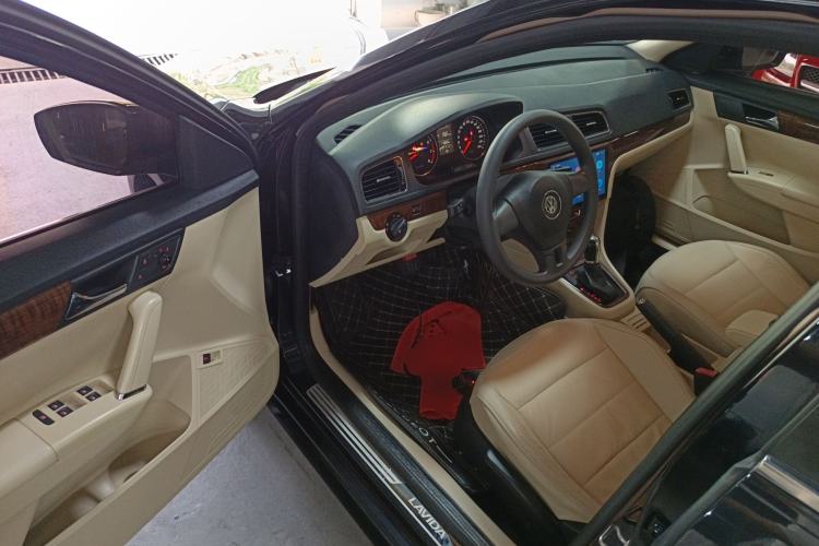 Used Volkswagen Lavida 2013 Restyled Classic 1.6L Automatic Comfort Edition