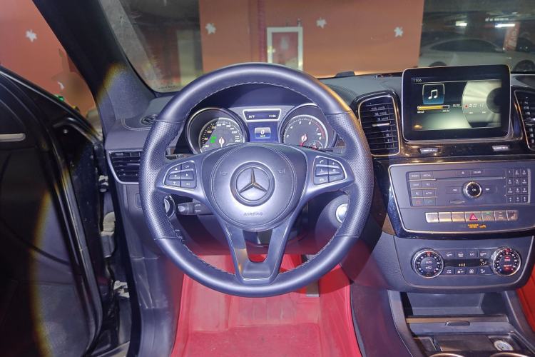 Used Mercedes-Benz GLS 