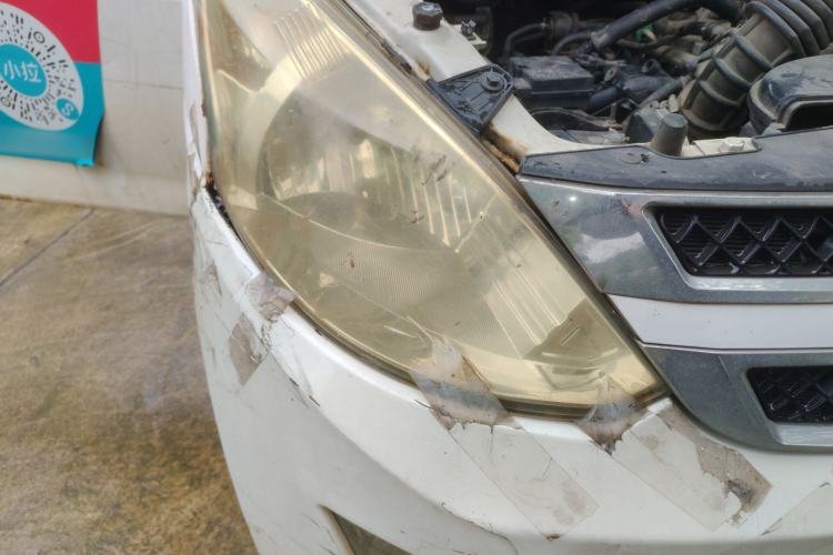 Used Wuling Rongguang V 2018 1.5L Standard Version Right Front Headlight