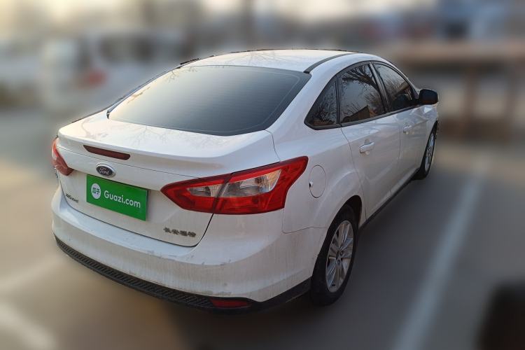 Used Ford Focus 2012 Sedan 1.6L Manual Comfort Model
