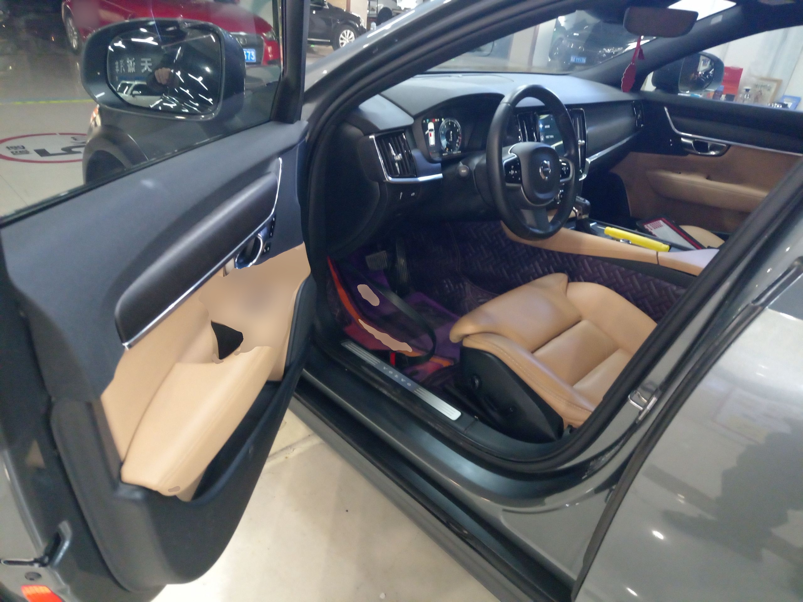 Interior delantero