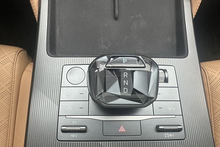 Used BYD Song L DM-i 2024 112 km Leading Edition