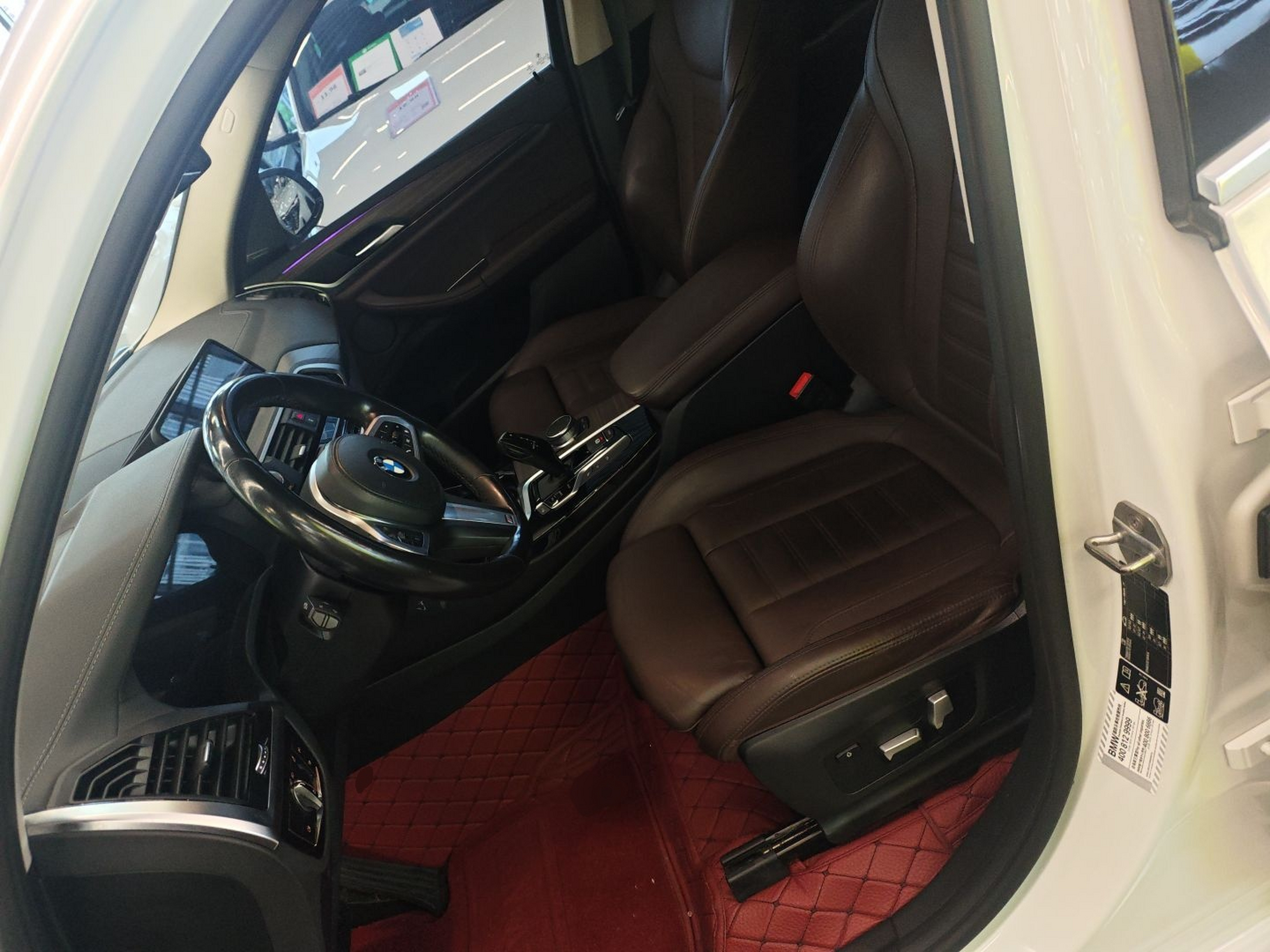 Avant de la voiture