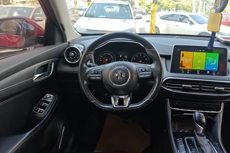 Used MG HS 2018 20T Automatic Two-Wheel Drive Hormone Dynamic Edition China V Standard Steering Wheel