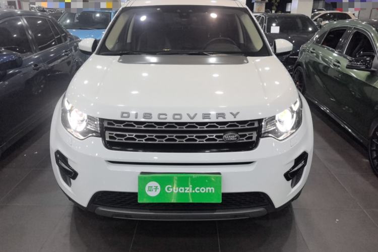 Used Land Rover Discovery Sport 2019 240 PS SE Version China VI Standard
