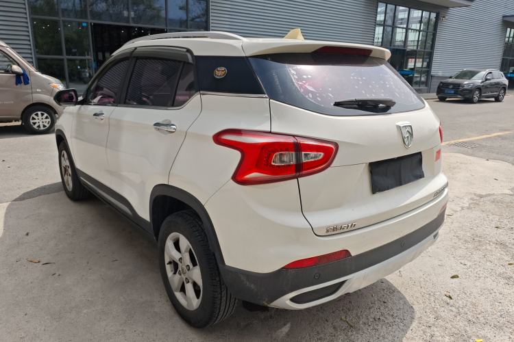 Used Baojun 510 2017 1.5L Manual Fashion Model