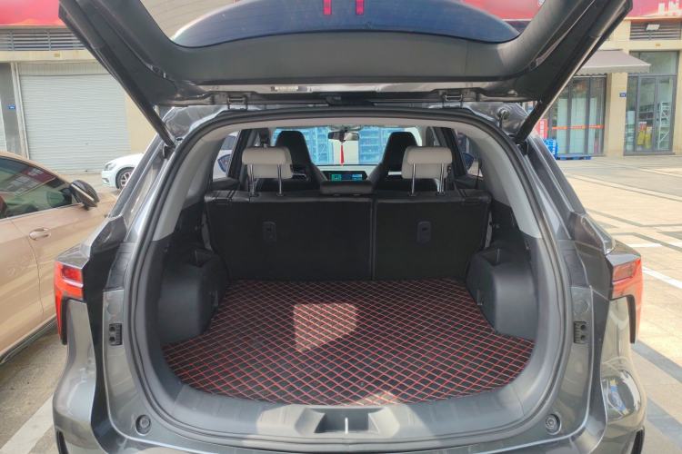 Used CHANGAN CS75 PLUS 2023 3rd Generation 1.5T Automatic Prestige Model Trunk